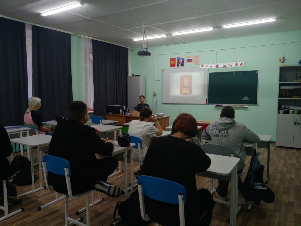 photo_5458647711319455608_y