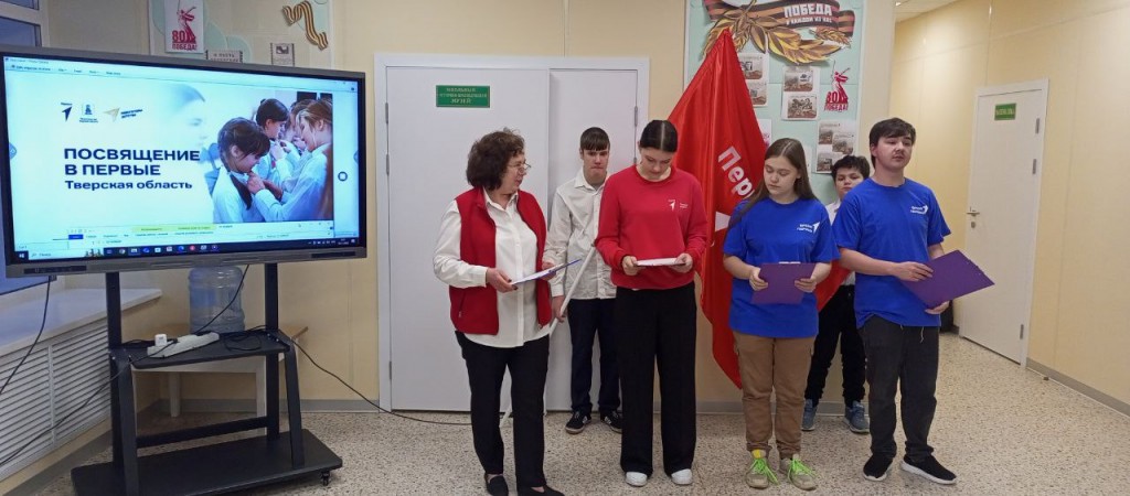 photo_5226928856994876966_y